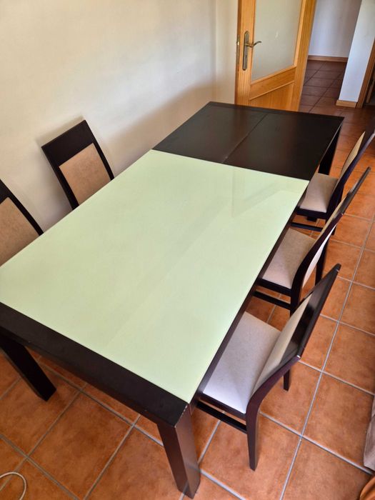 Mesa de jantar extensível 0,90cmx200cm + 5 cadeiras