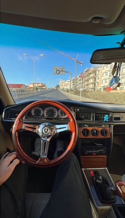 Mercedes benz 190d 2.0 — photo 2
