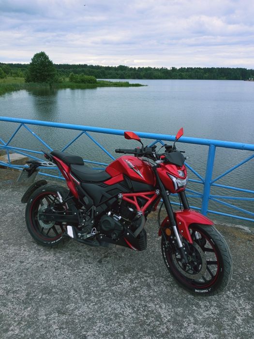 Продам ліфан SR200