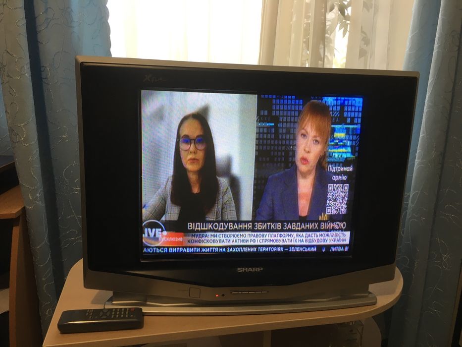 Продам телевизор SHARP 21QF2-U