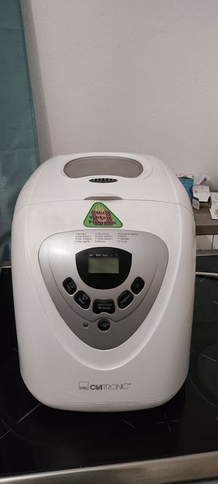 Máquina de fazer pão Clatronic