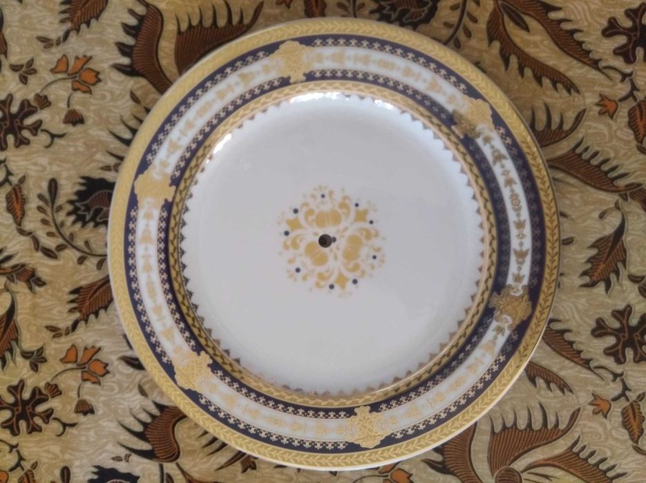 Serviço de Louça completo + Faqueiro, 72 peças, Banhado a Ouro