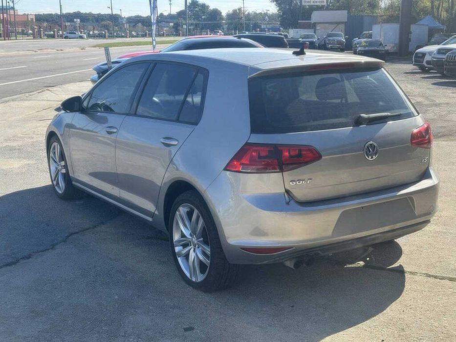 Volkswagen Golf S      2015