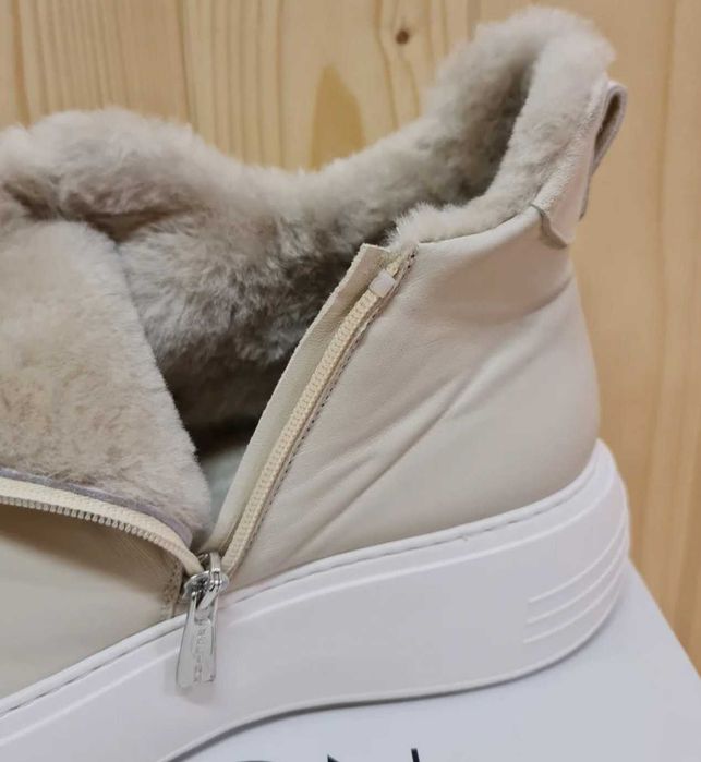 Італійське зимове взуття фірми Kelton Італія хутро цигейка р.40