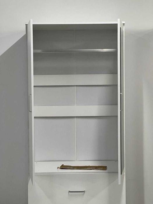 Roupeiro novo branco com 2 portas - OFERTA ESPECIAL