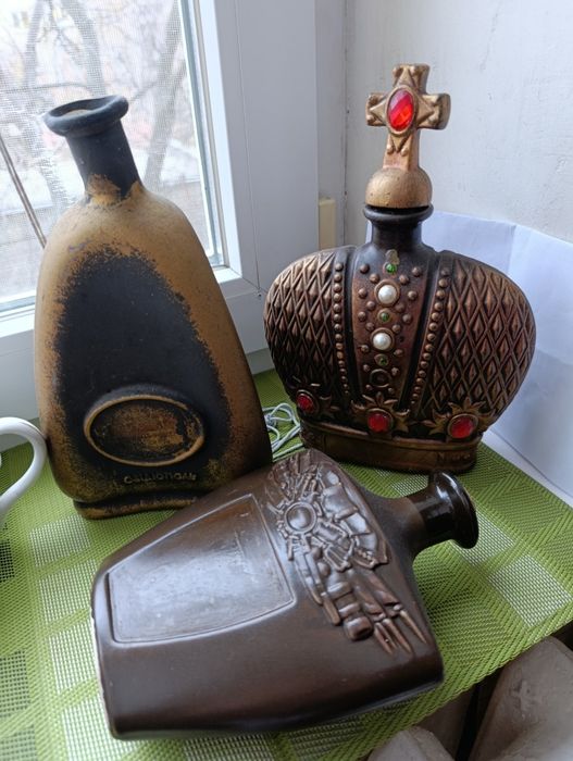 Керамические бутылки для вина,водки  лотом