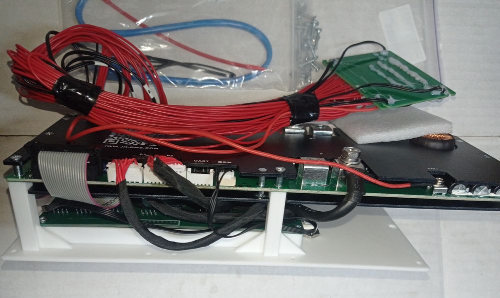 Блок БМС (BMS) 51.2В для акумуляторів Huawei Luna