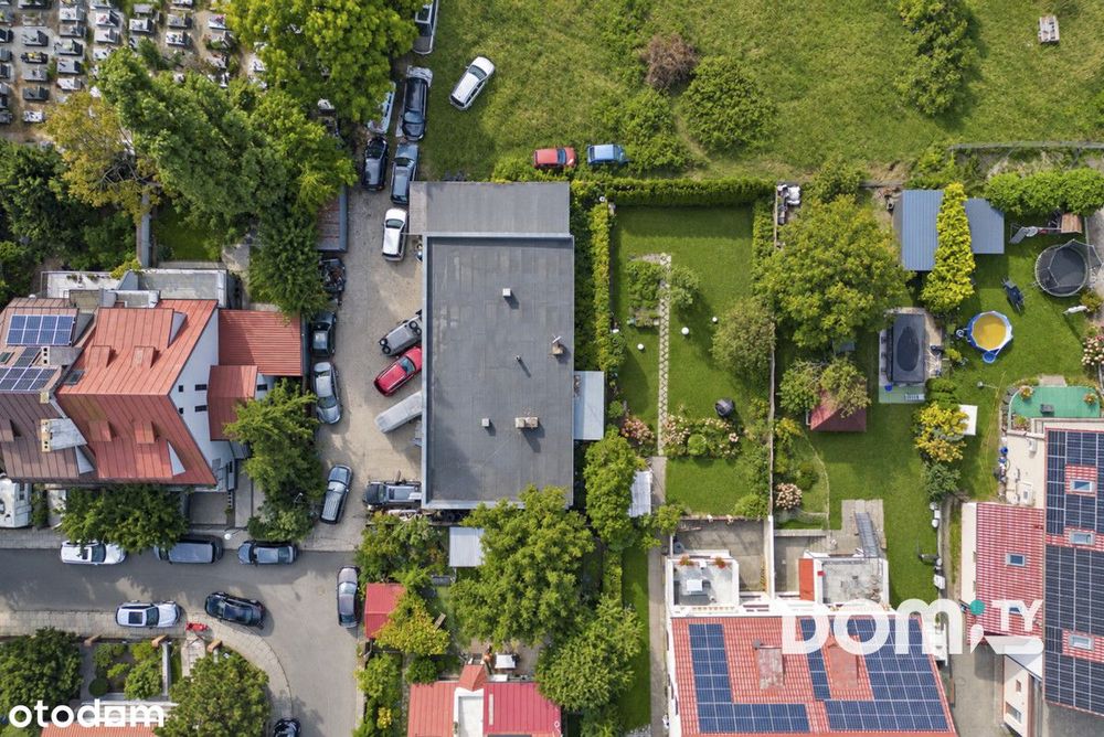 Działka z budynkiem 242 m² z możliwością rozbudowy