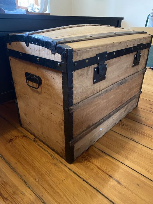 Skrzynia drewniana używana