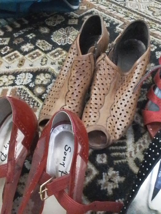 Sapatos Sandálias salto alto (tamanhos 38 39) LER DESCRIÇÃO