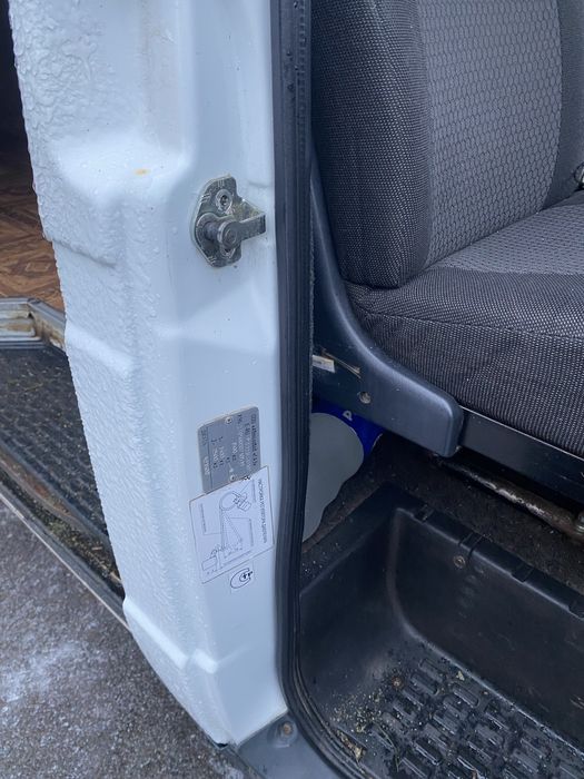 Газель бізнес машина бус