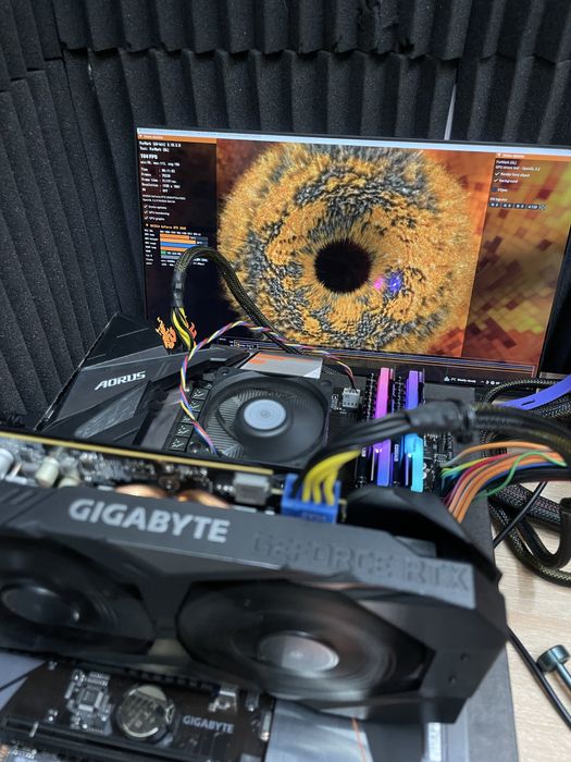 Відеокарта RTX2060 gigabyte