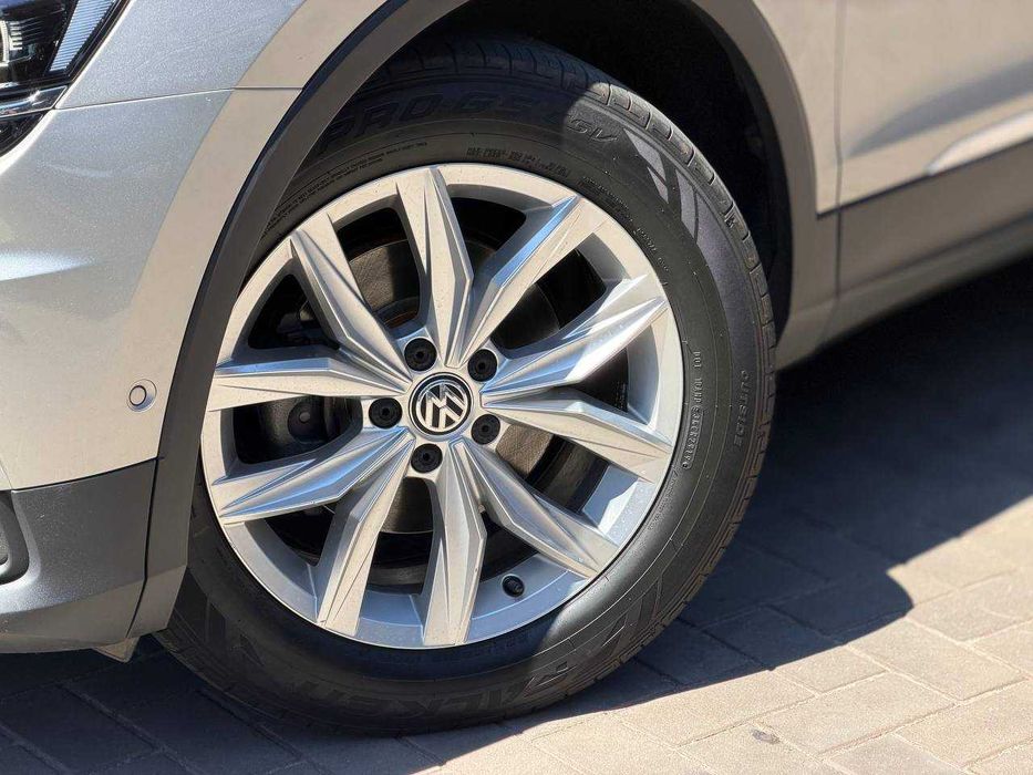 Volkswagen Tiguan 2020 VIN WVGZZZ5NZLW911695 фото оголошення 10 з 22