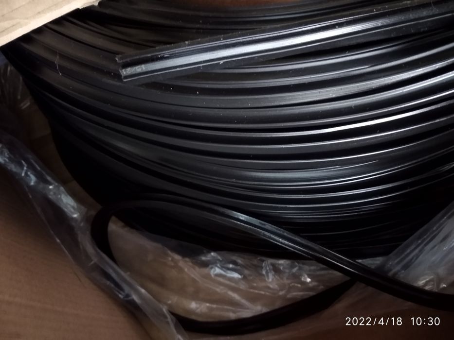 Уплотнитель для пластиковых окон дверей