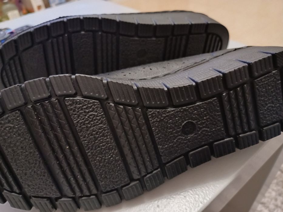 Sapatos de senhora novos nunca usasos ortopédicos n.38 .,10e