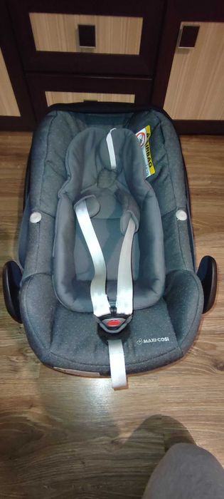 Fotelik Maxi Cosi.