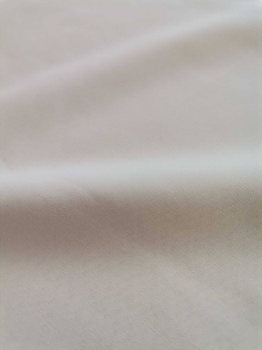 Delikatna sukienka z krótkim rękawem. Rozmiar S/XS