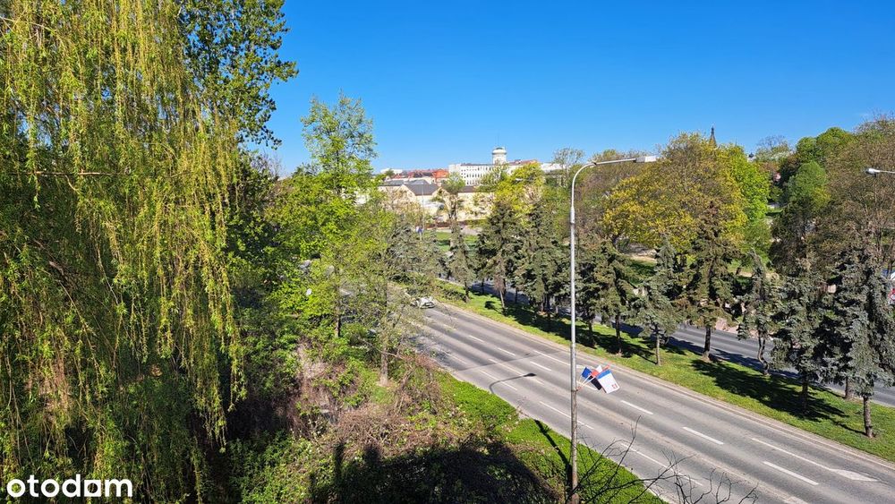 Dwustronne mieszkanie