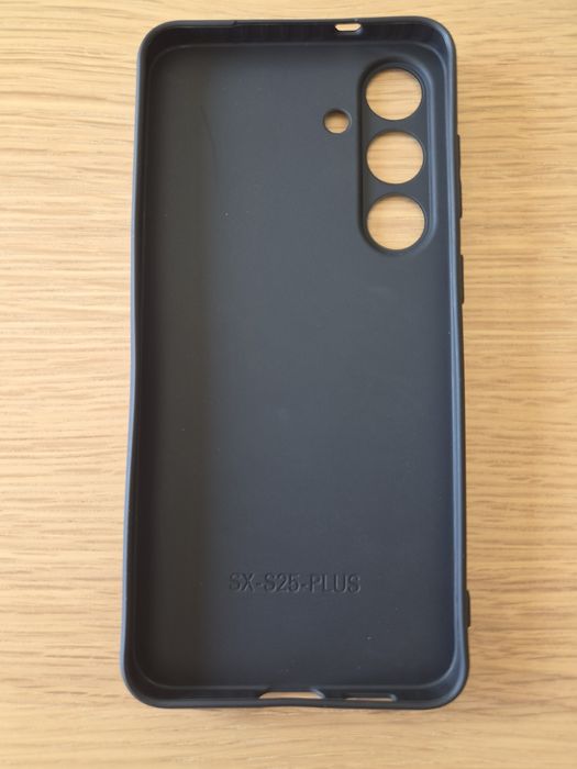 Capa de Silicone para Samsung Galaxy S25+ cor Preta - Nova
