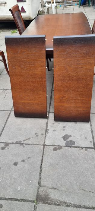 Stol debowy z krzeslami 4 sztuki