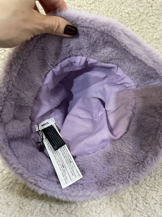 Лавандова хутряна панама шапка mango
