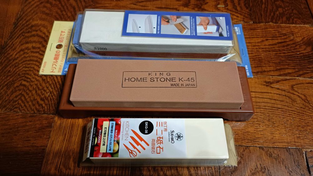 Японські ковані ножі шефа Santoku