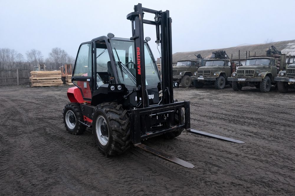 Manitou m 30 4x4