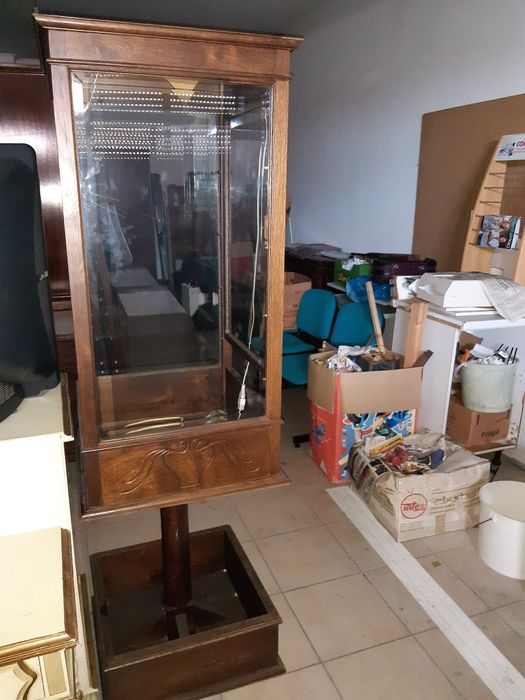 Vendo vitrine / floreira - peça antiga