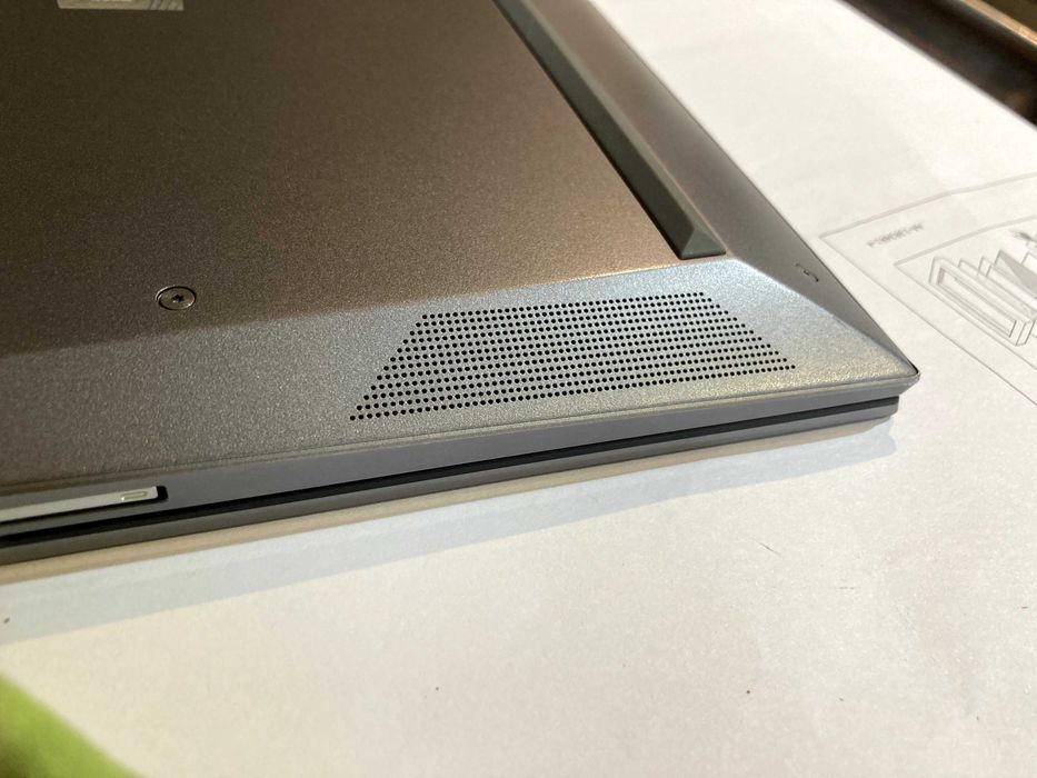 HP ZBOOK STUDIO 15,6 G8 i7 11850H 32GB RTX A3000 6GB W11
