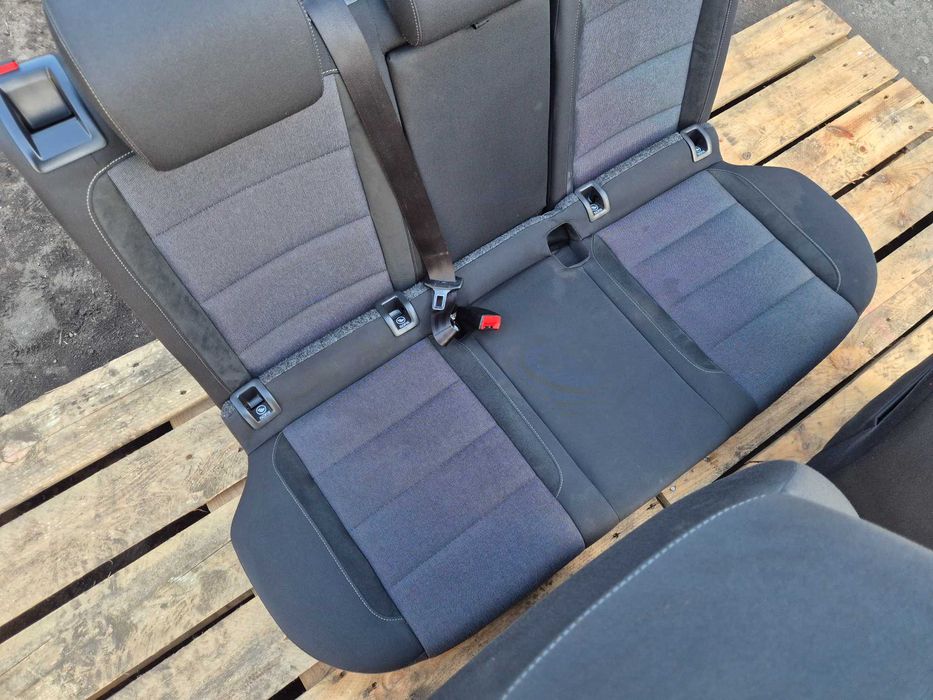 Wnętrze Fotele Kanapa Alcantara Welur VW GOLF 6 VI /5 Hatchback Europa