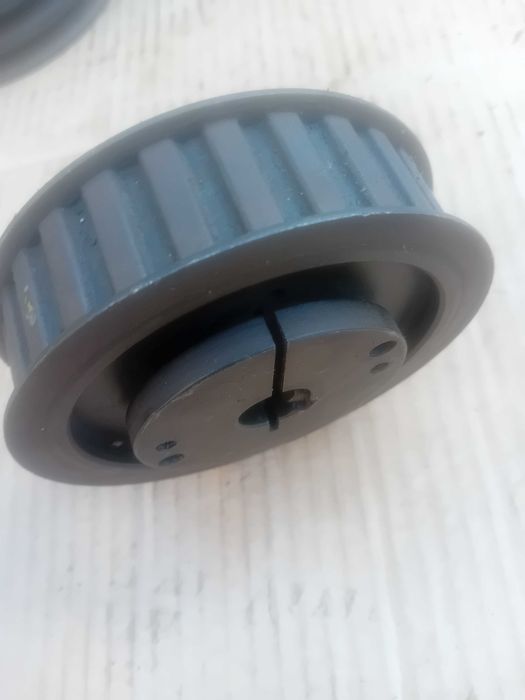 Polia dentada D externo 119,5mm , furo 19mm