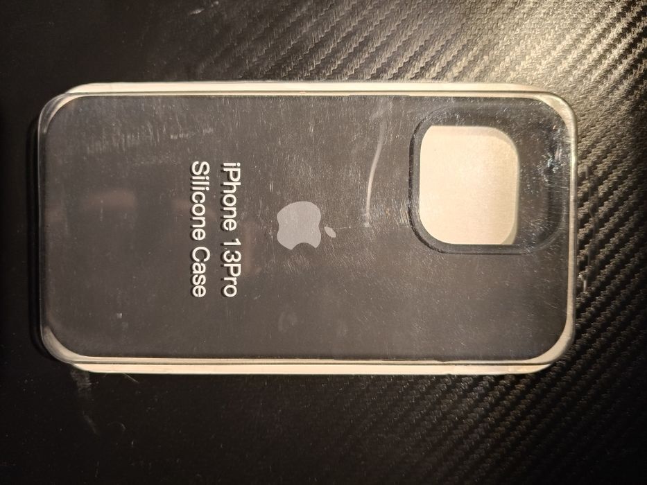 Capa iPhone 13 pro preta