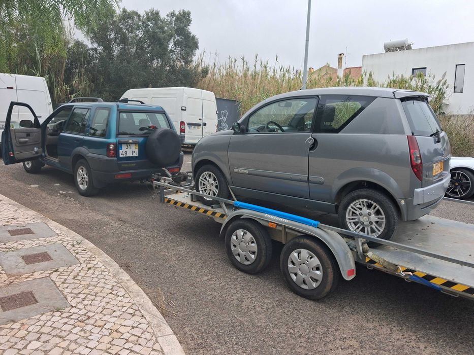 Serviços de  transporte de viaturas