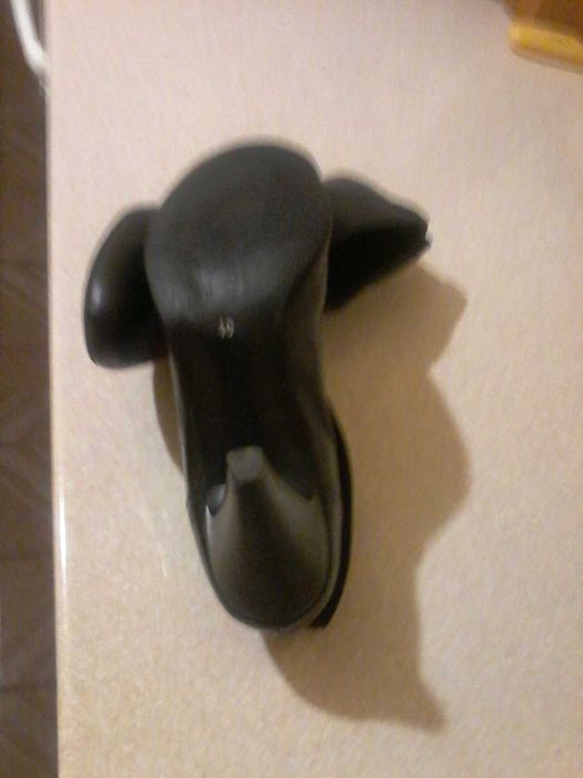 Туфлі жіночі шкіряні