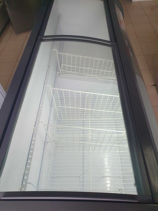 Arca vitrine congelação digital