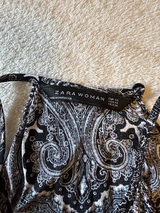 Top gola halter cornucópias - Zara