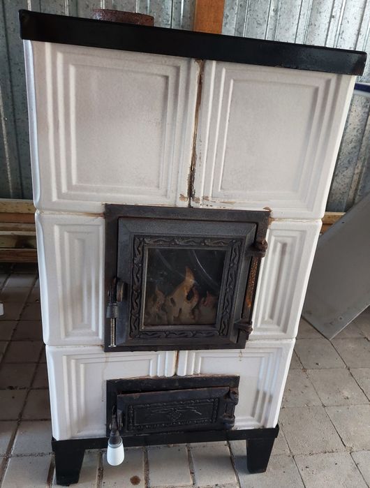 Piecyk, kominek-koza zeliwna kaflowa