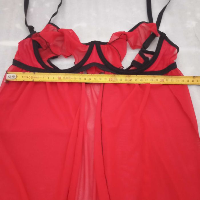 Пеньюар/ прозрачное неглиже с трусиками ( открытая грудь) .