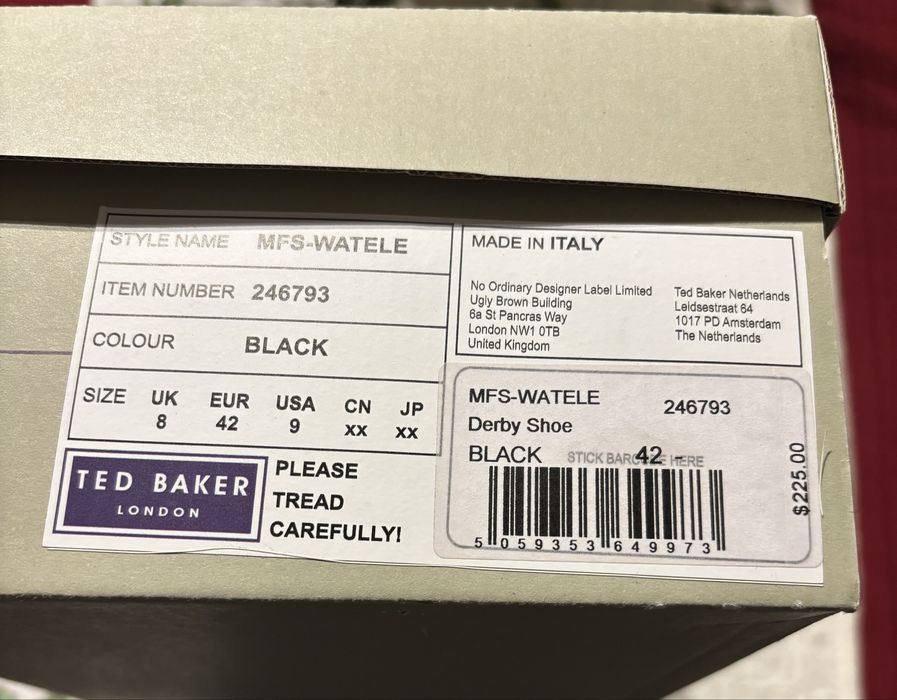 Sapatos de Homem Ted Baker novos na caixa!!