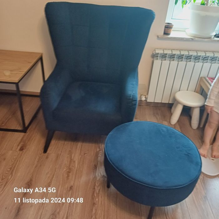 Fotel z pufa BRW granat