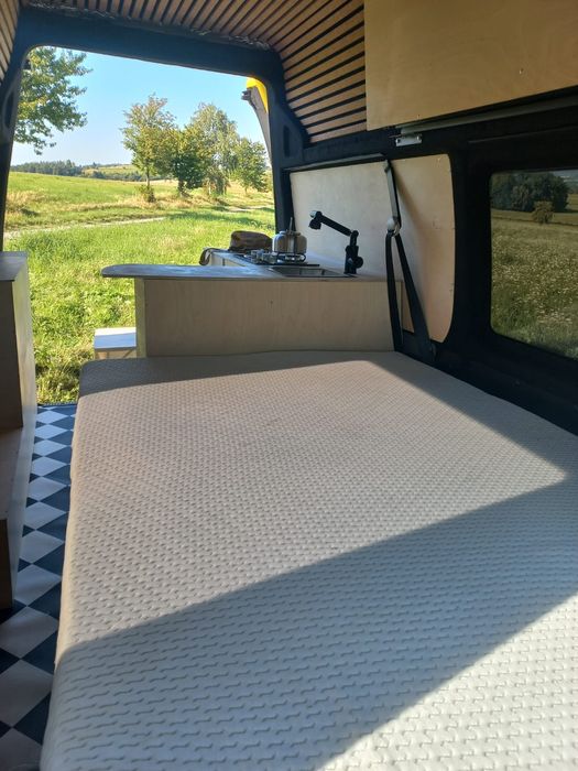 VW T5 l2h3 kamper campervan, 4-osobowy, Kuchnia, WC, panele PV, nugget