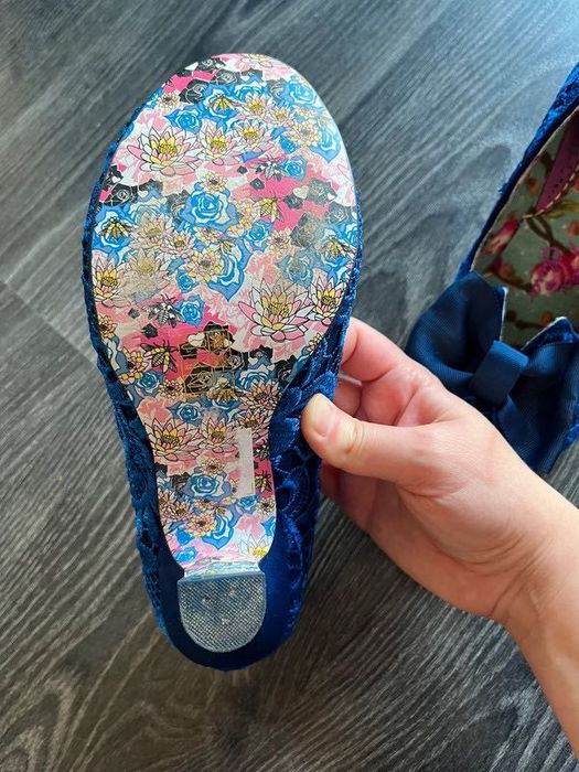Irregular Choice mutiny razzle dazzle lace blue szpilki kokardka
