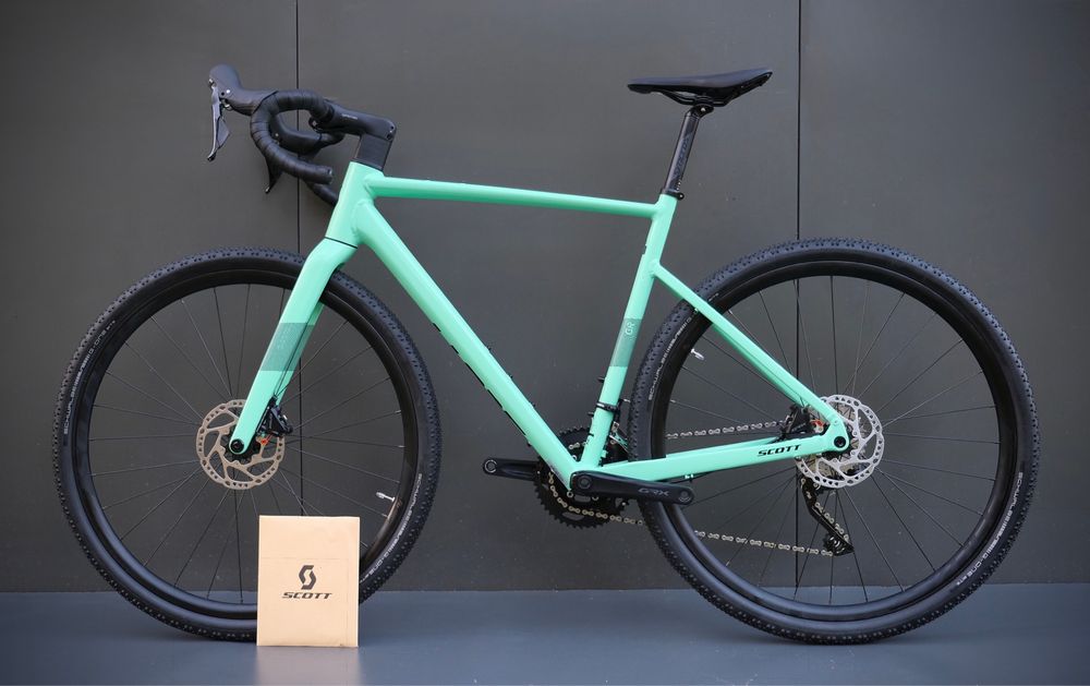 Новий гравійний велосипед Scott Speedster Gravel 40 GRX400 (2025)