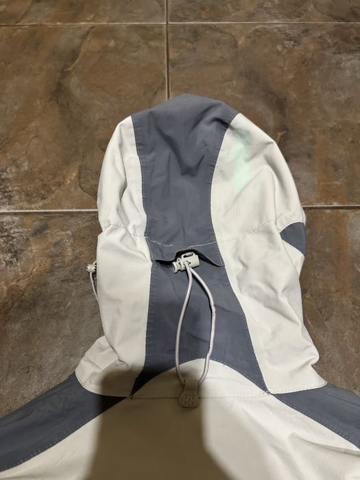 Вітровка Hally Hansen оригінал