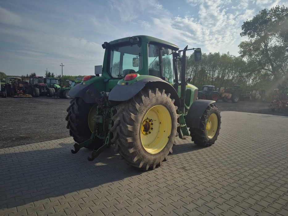 Ciągnik JOHN DEERE 6620 . 2006 rok