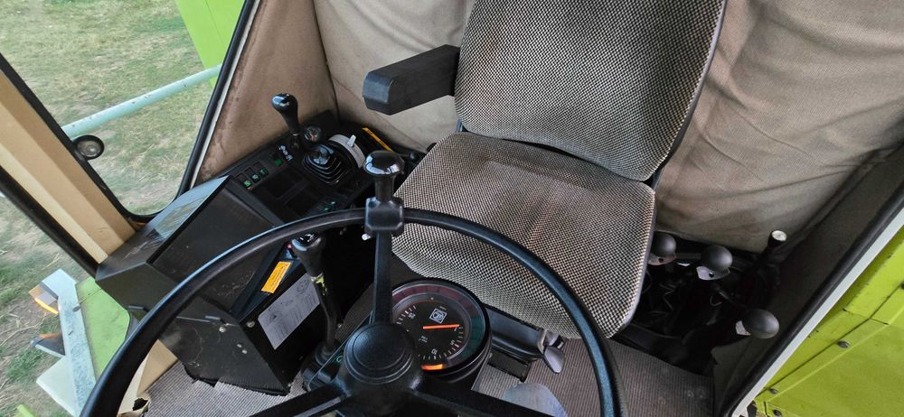 Свіжопривезений комбайн зернозбиральний Claas dominator 88