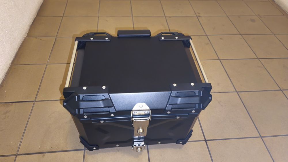 Top case 45l preta como nova