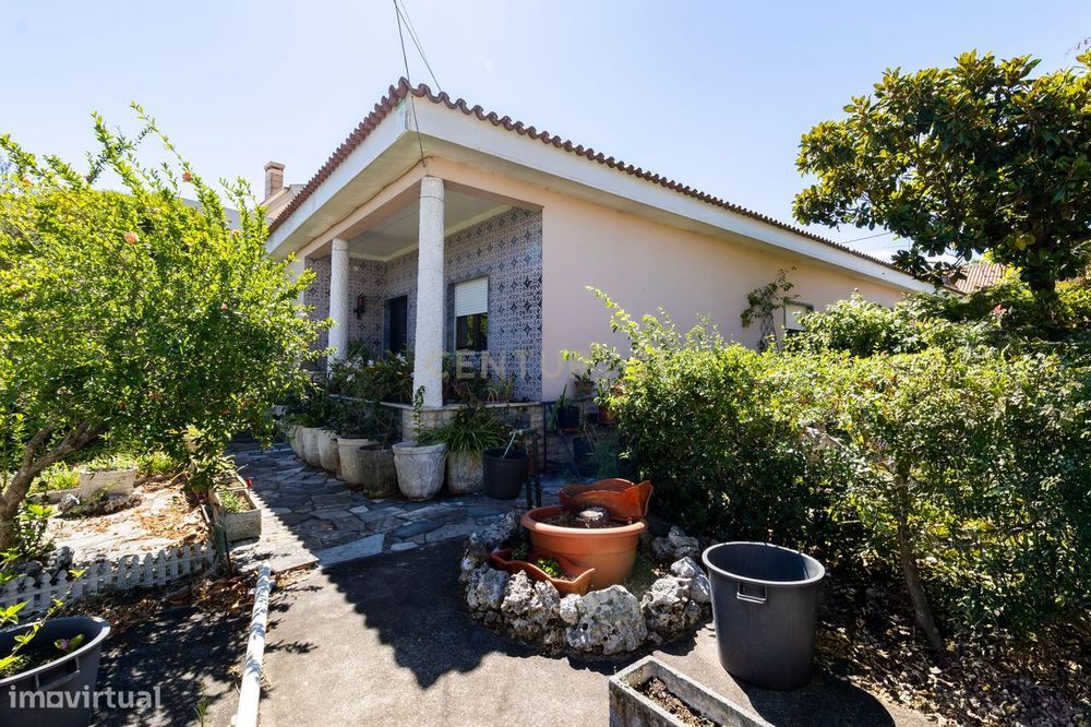 Moradia em Moitas Venda I Alcanena