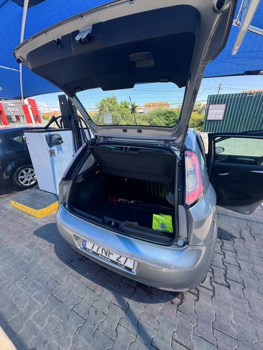 Fiat punto 2012