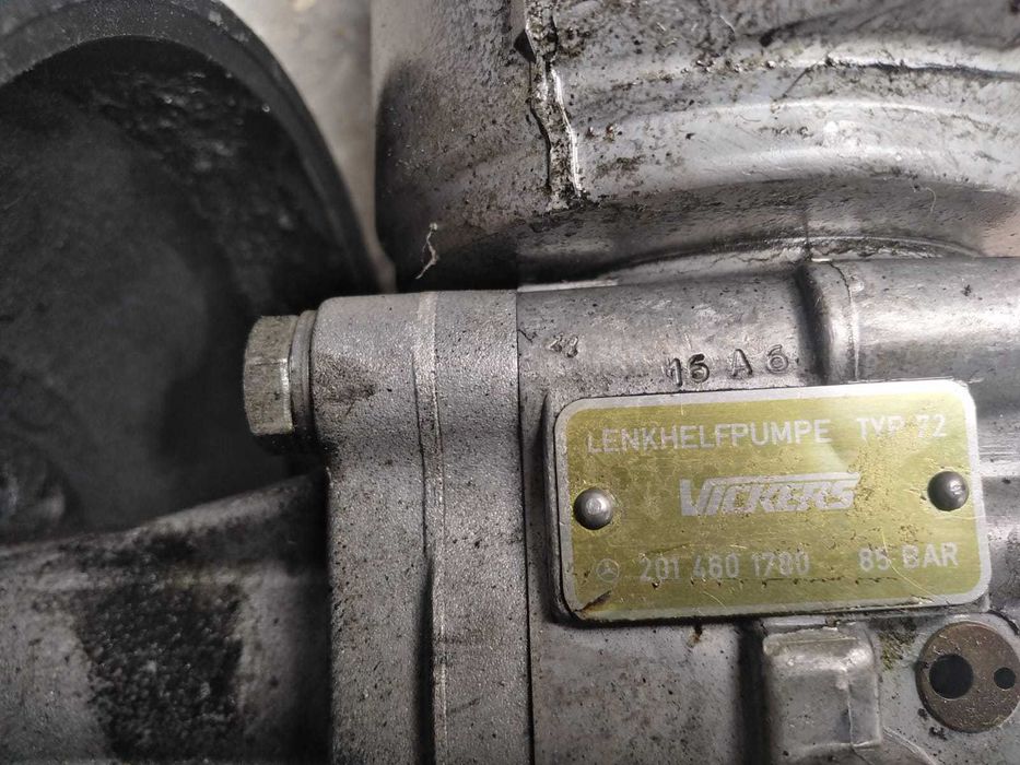 Bomba da Direção Assistida Mercedes 190D